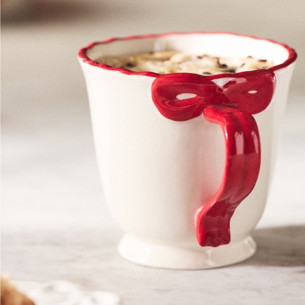 ANTHROPOLOGIE BENEDITA BOW STONEWARE MUG🎀
